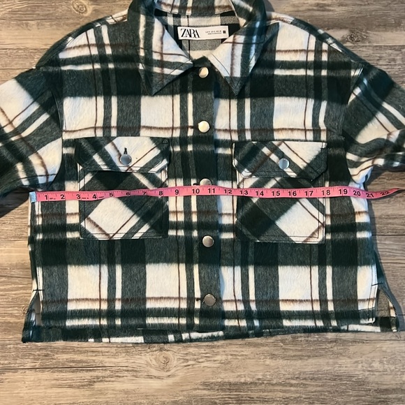 Zara crop, green, brown plaid crop jacket, Size Small (only worn once) - Picture 5 of 7